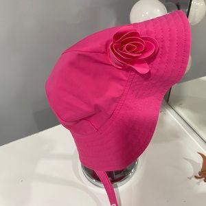 Brand:little me,size:OS,color:pink.